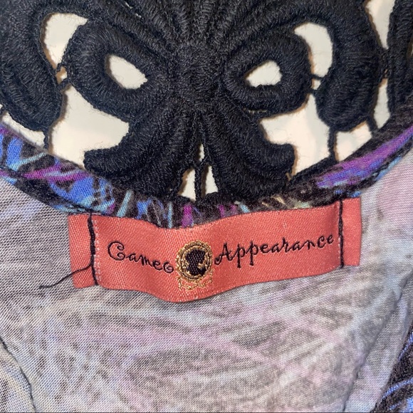 Peacock Print Shirt - Picture 3 of 4